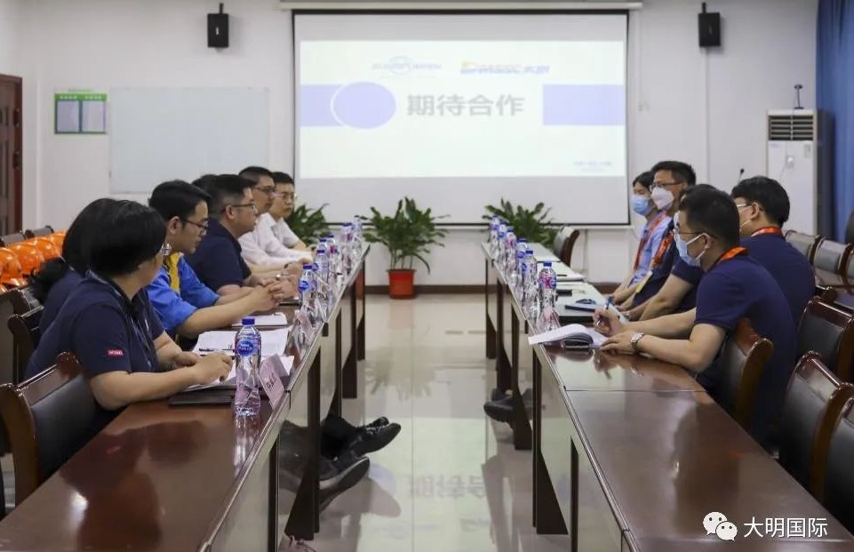 鲁尔泵（中国）有限公司总经理黎幼平一行接见yl23455永利集团沉工