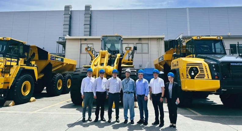 yl23455永利集团国际造访幼松造作所(KOMATSU)