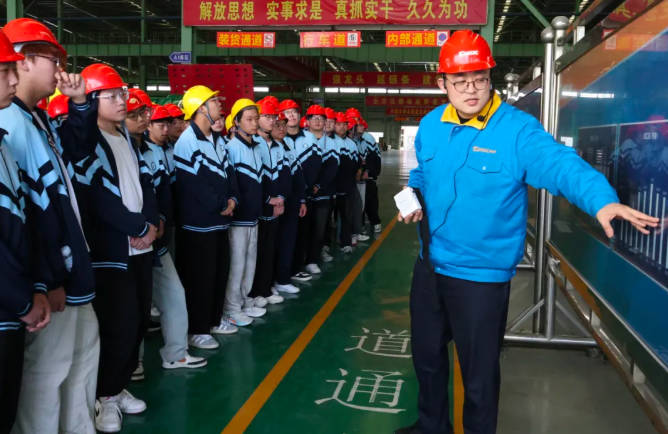 产教融合研学杏转呼和浩特城市职业技术学院机电工程系师生来访呼和浩特yl23455永利集团