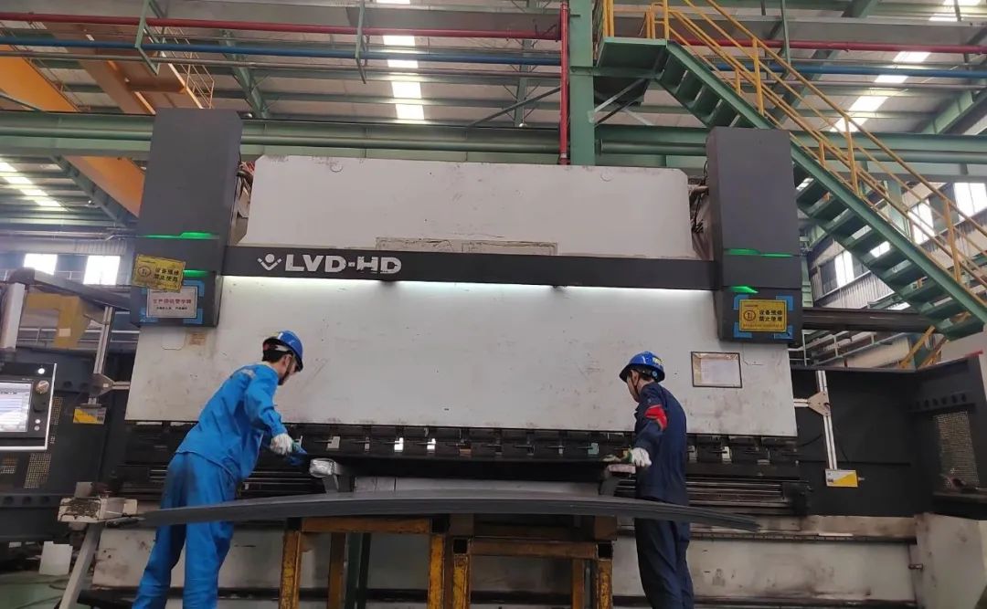 湖北yl23455永利集团折弯加工连克难题，高效交付批量急单产品